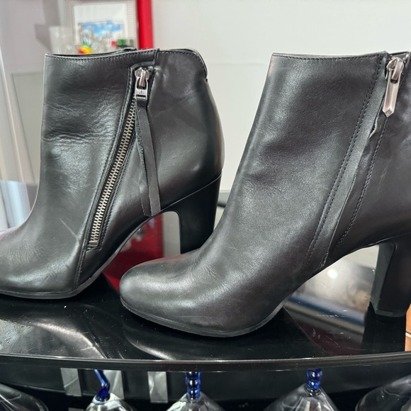Sam Edelman Black booties - Picture 6 of 8